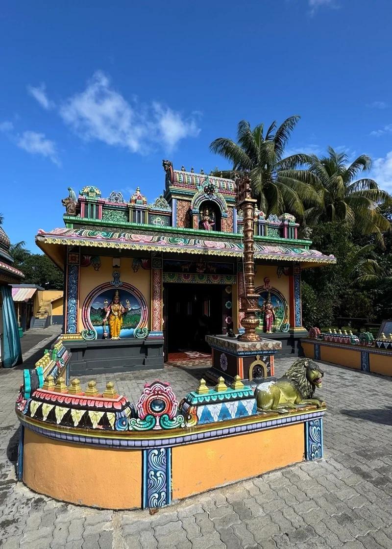 Labaraque Mariamen Kovil Mauritius | Tamil Hindu Temple in L’Escalier Beach photo 5