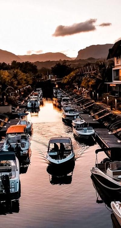 Port Louis Beach photo 6