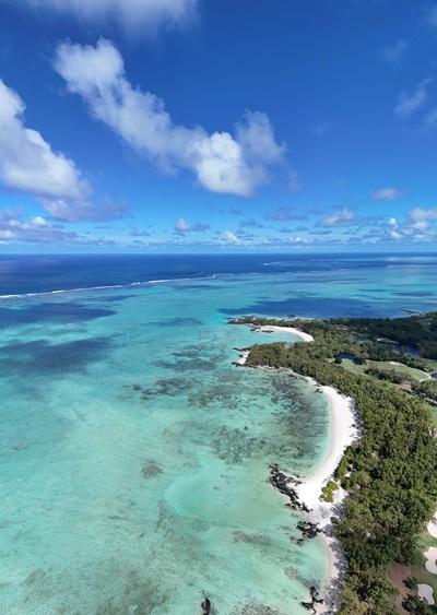 Catamaran Cruises - Ile aux Cerfs - Shared Beach photo 2