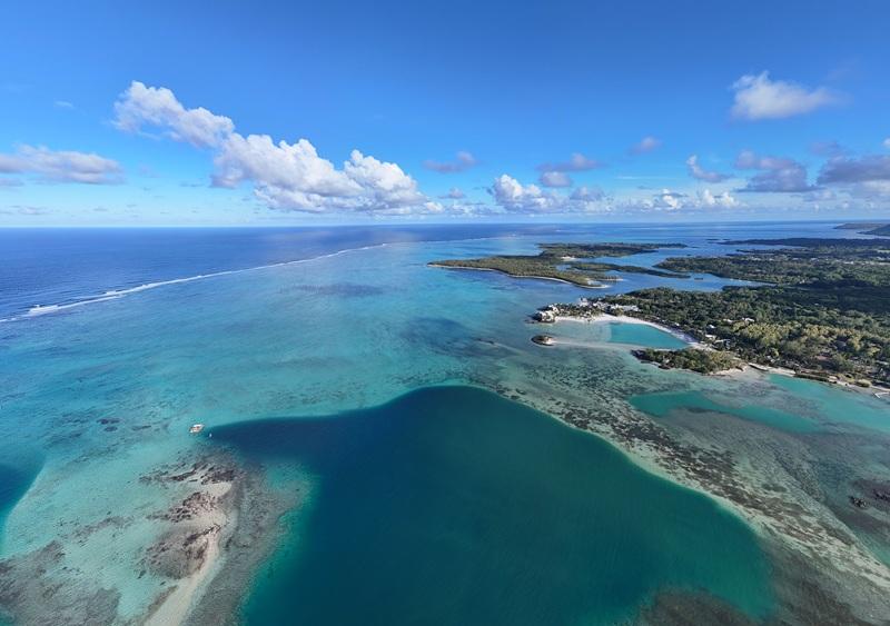 mauritius-island--trou-d-eau-douce-by-catamaran.jpg