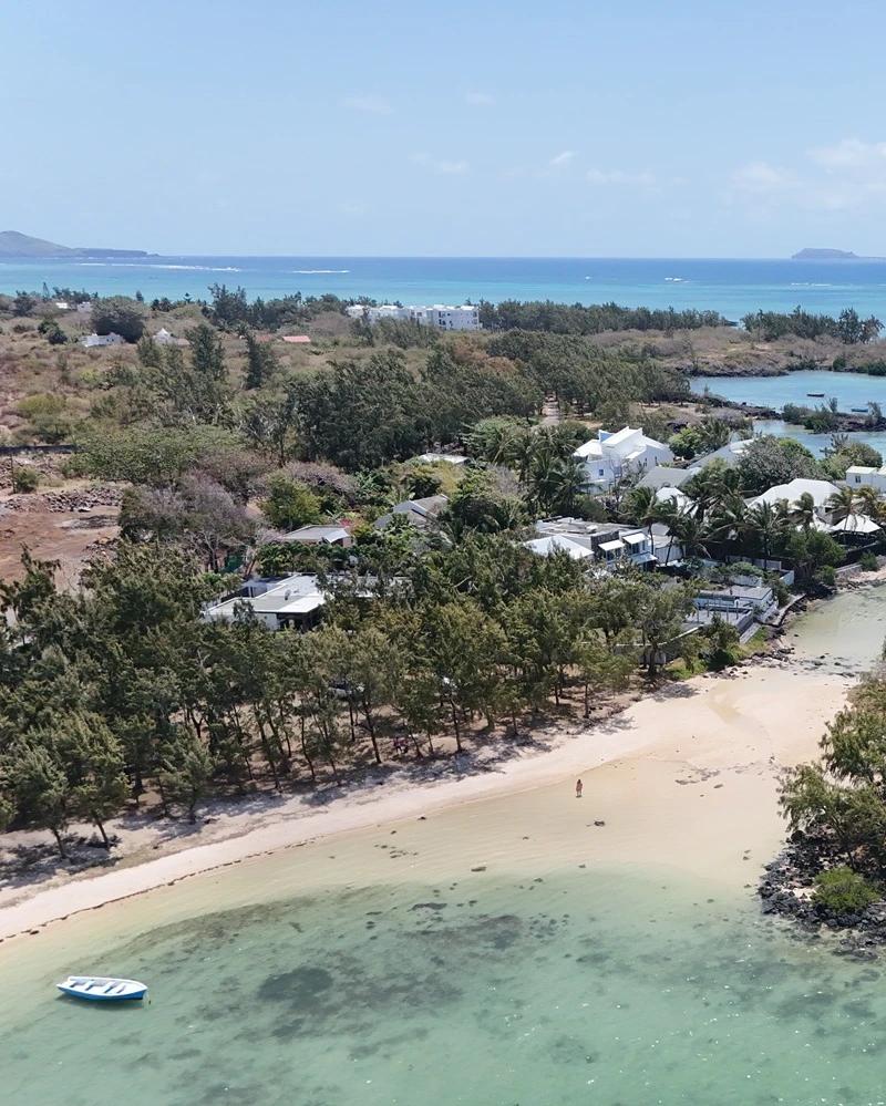 Melville Beach Beach in Mauritius
