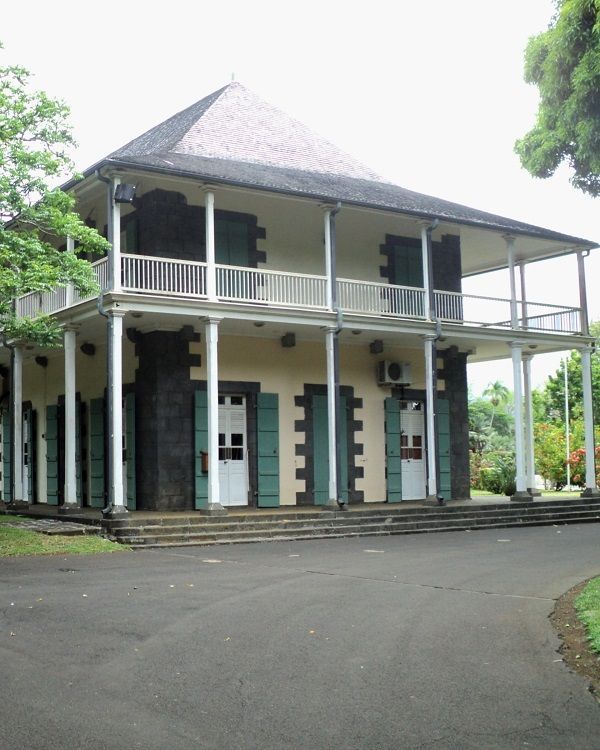 Pamplemousses Mauritius garden photo, capturing tropical landscapes and one of the island’s oldest botanical gardens.