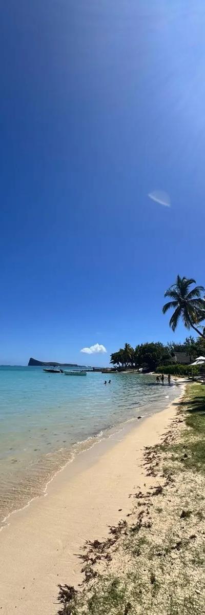 pointe-d-azure-beach-in-mauritius Beach photo 2
