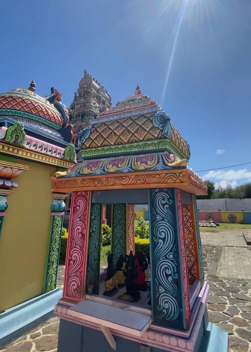 Sri Draubadi Ammen Temple Society Mauritius | Tamil Hindu Temple in Cap Malheureux Beach photo 2