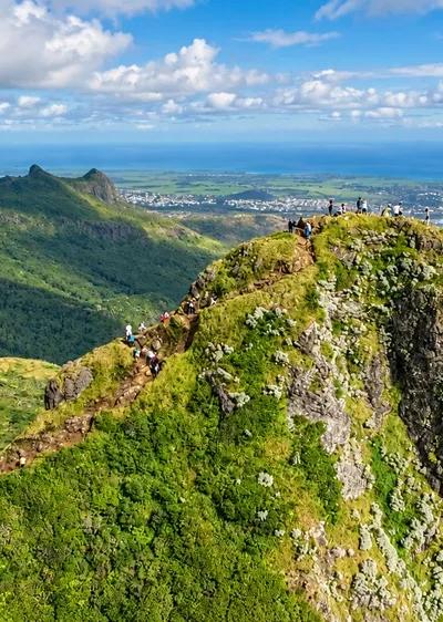 Le Pouce Hike Mauritius: Trail, Difficulty, Best Time & Tips