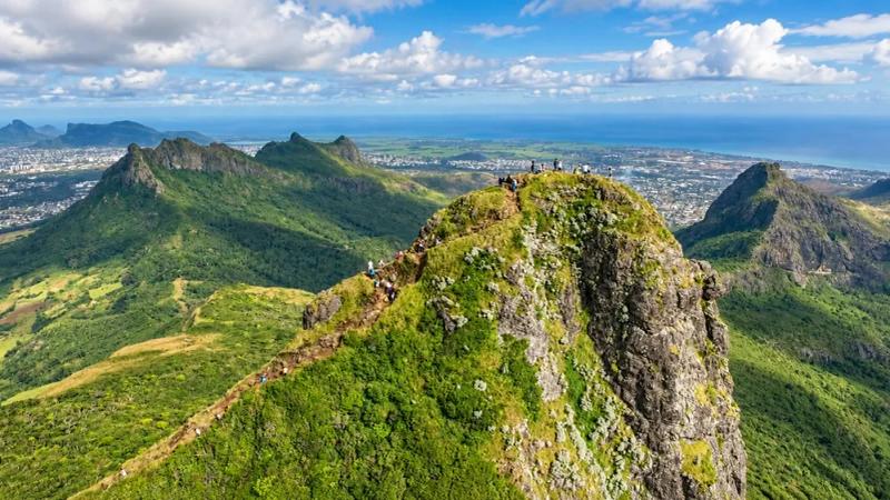 Le Pouce Hike Mauritius: Trail, Difficulty, Best Time & Tips