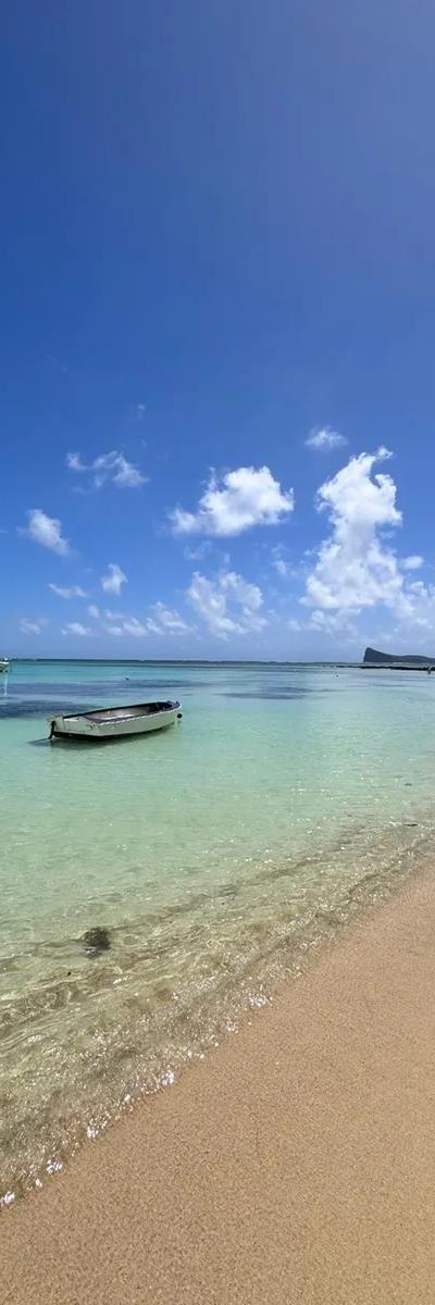 pointe-d-azure-beach-in-mauritius Beach photo 3