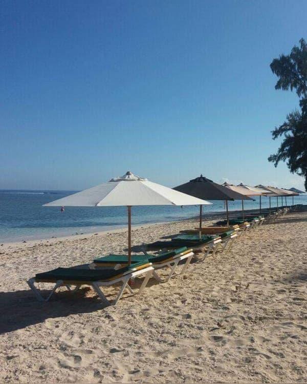 flic-en-flac Beach photo 4