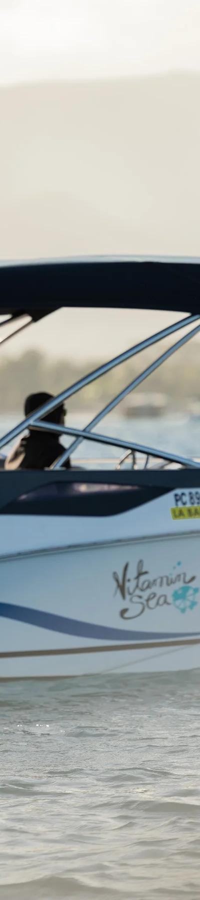 Speedboat - Le Morne Lagoon Tour Beach photo 6