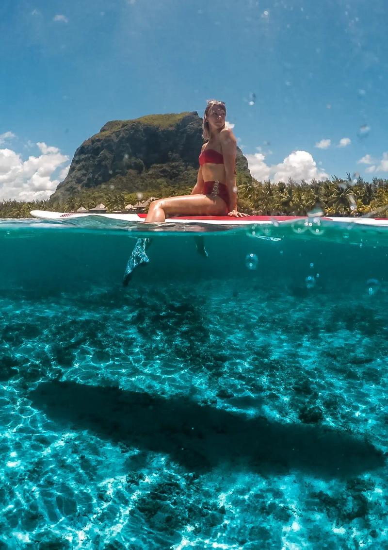 surfing-in-mauritius.webp