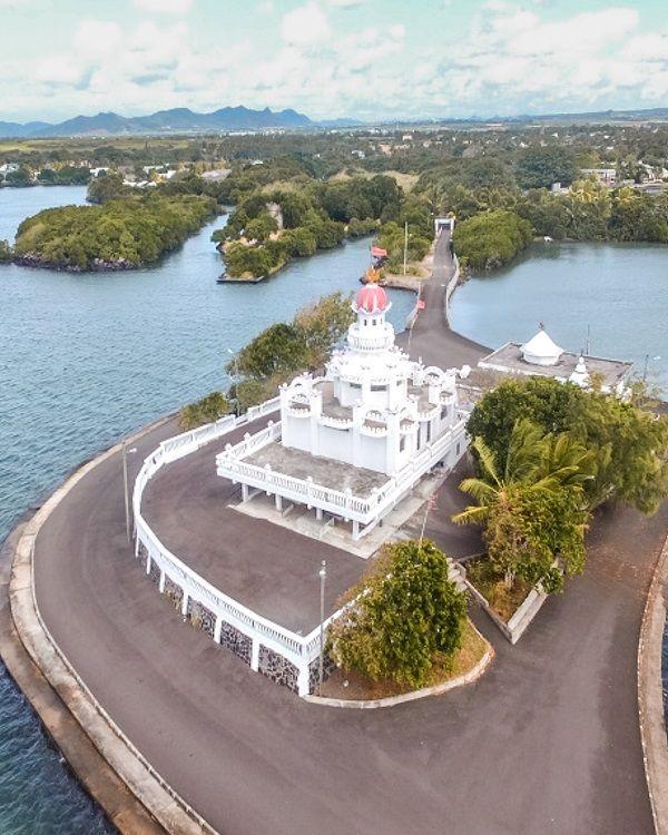 Sagar Shiv Mandir Mauritius | Hindu Temple by the Sea in Poste de Flacq Beach photo 6