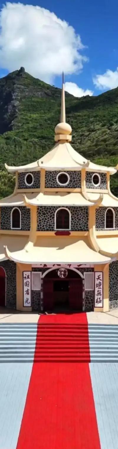 Chinese Pagoda - Kwan Tee Pagoda Beach photo 1