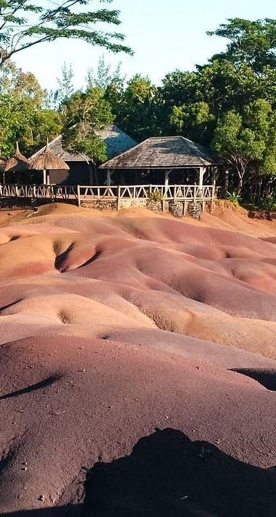 Seven Coloured Earth Beach photo 4
