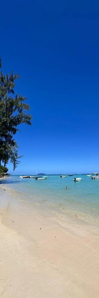 pointe-d-azure-beach-in-mauritius Beach photo 4