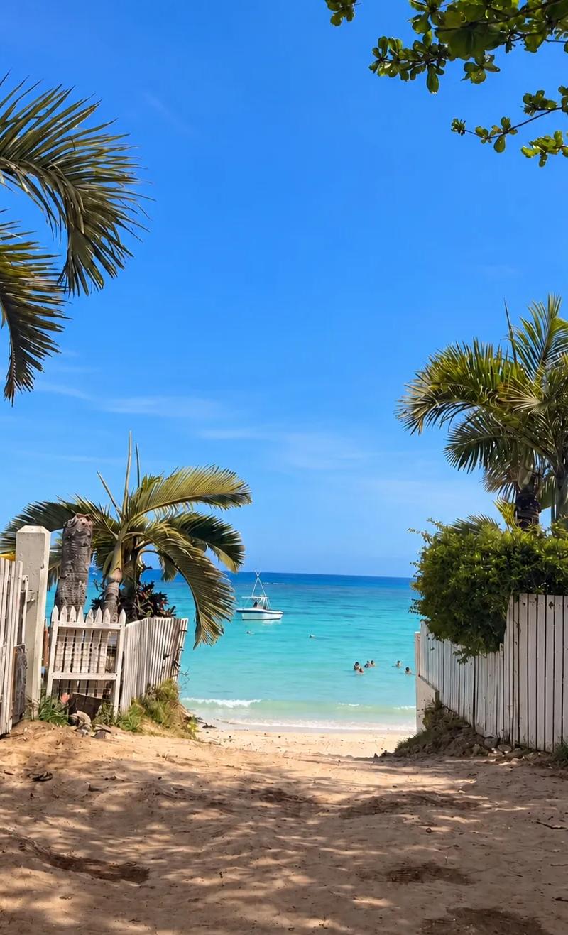 trou-aux-biches-beach-access.webp